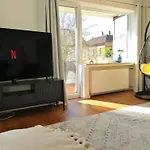M-oase Blue Design I Citynah I Kueche I Netflix アパート ブラウンシュバイク