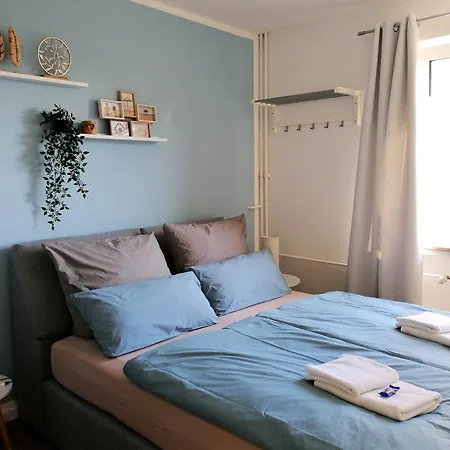 M-oase Blue Design I Citynah I Kueche I Netflix Брауншвейг