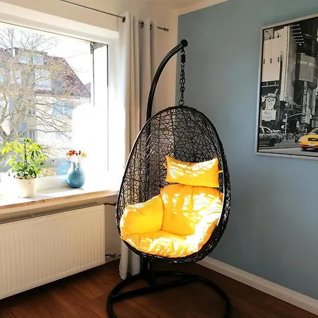 M-oase Blue Design I Citynah I Kueche I Netflix ブラウンシュバイク