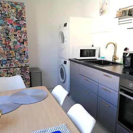 M-oase Blue Design I Citynah I Kueche I Netflix *