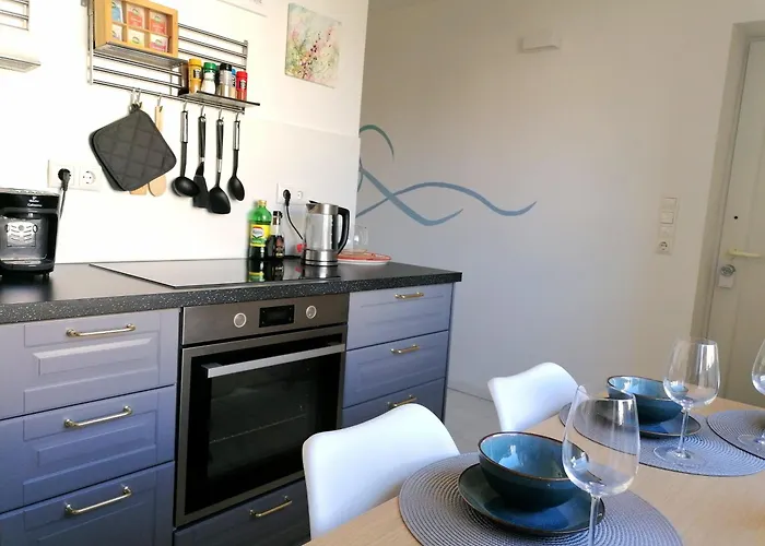M-oase Blue Design I Citynah I Kueche I Netflix Apartman